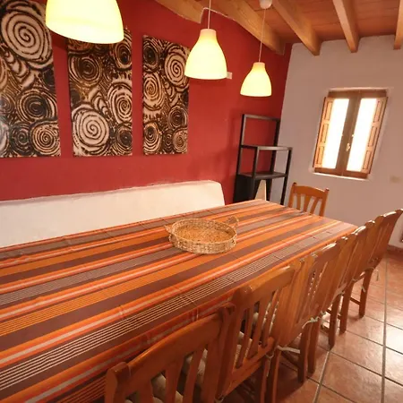 Casa Rural Valle San Lorenzo Feriehus
